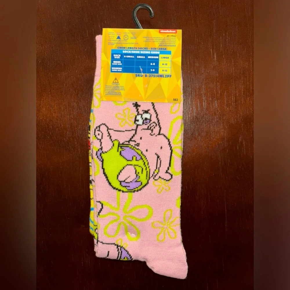 SPONGEBOB SQUAREPANTS NOVELTY CREW SOCKS NWT MEN’S SHOE SIZE 8-12
